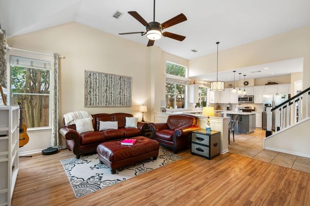 30 Lyreleaf Place, The Woodlands, TX 77382