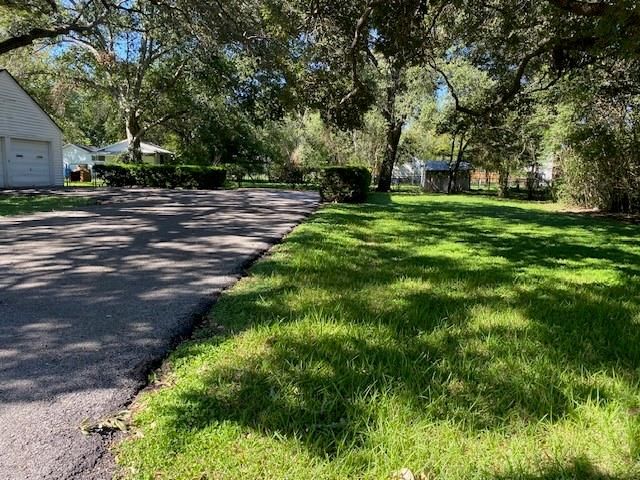 503 Main Street, Garwood, TX 77442