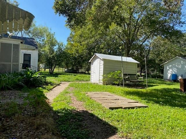 503 Main Street, Garwood, TX 77442