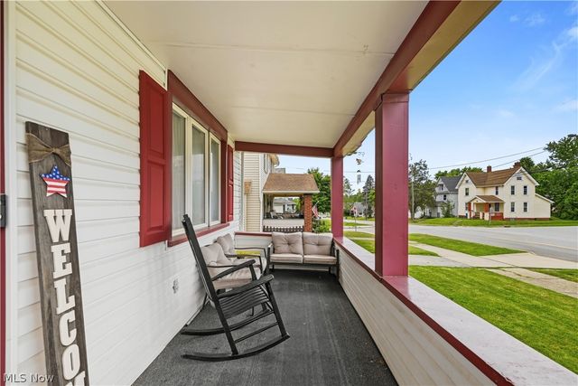 307 E Liberty Street, Girard, OH 44420