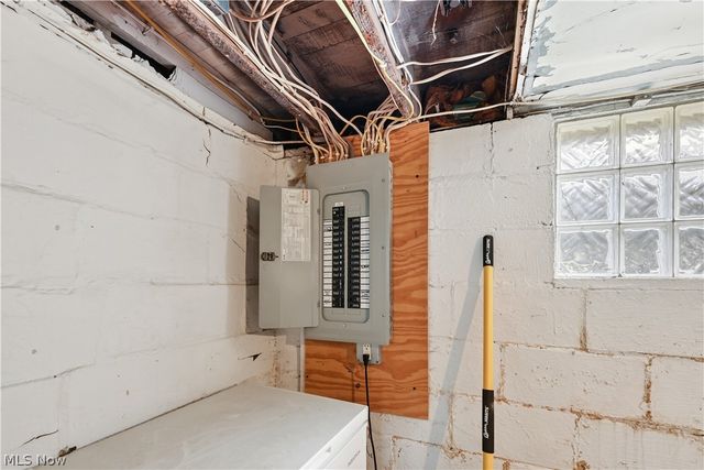 307 E Liberty Street, Girard, OH 44420