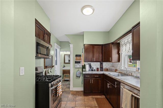 307 E Liberty Street, Girard, OH 44420
