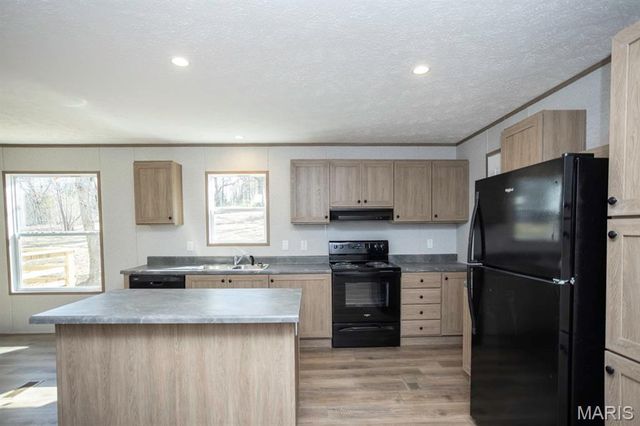 18356 Lassiter Lane, Waynesville, MO 65583