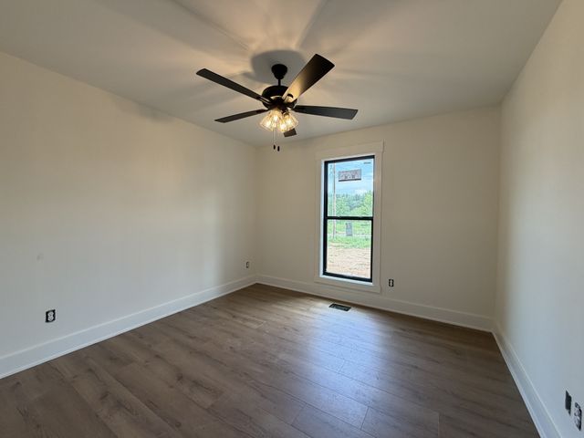 1289 Vickie Ln, Portland, TN 37148