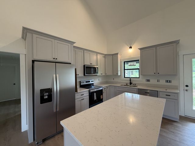 1289 Vickie Ln, Portland, TN 37148