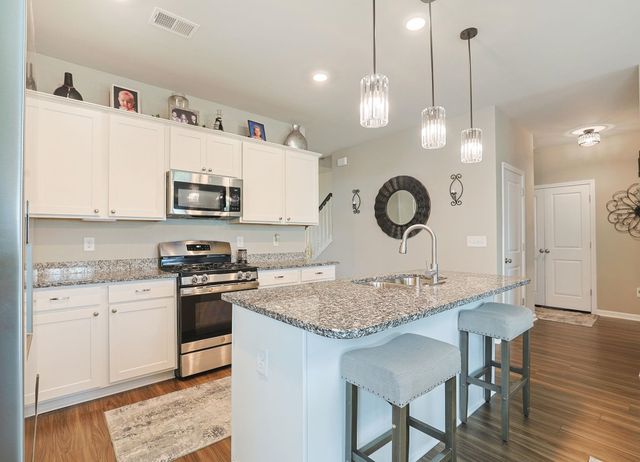 1221 Boswell Ct., Conway, SC 29526