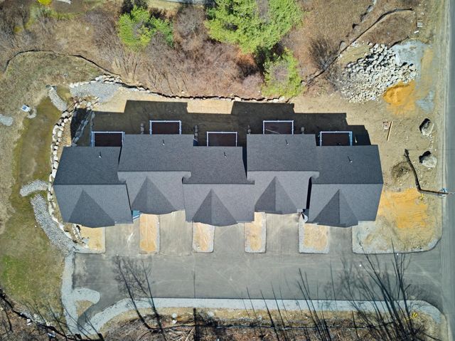 21 Upper Ladd Hill Road, Meredith, NH 03253
