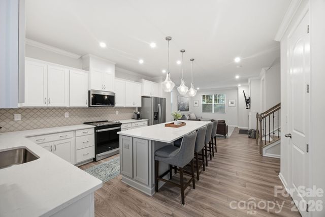 16716 Summers Walk Boulevard, Davidson, NC 28036