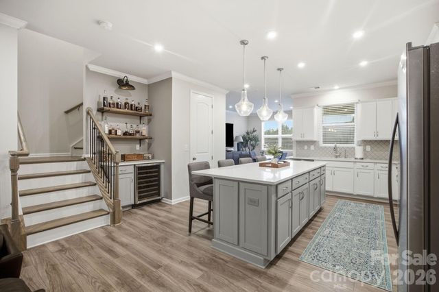 16716 Summers Walk Boulevard, Davidson, NC 28036