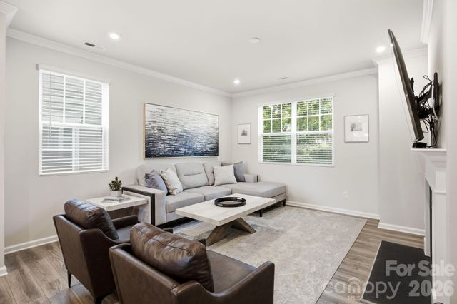 16716 Summers Walk Boulevard, Davidson, NC 28036