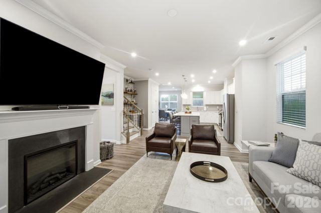 16716 Summers Walk Boulevard, Davidson, NC 28036