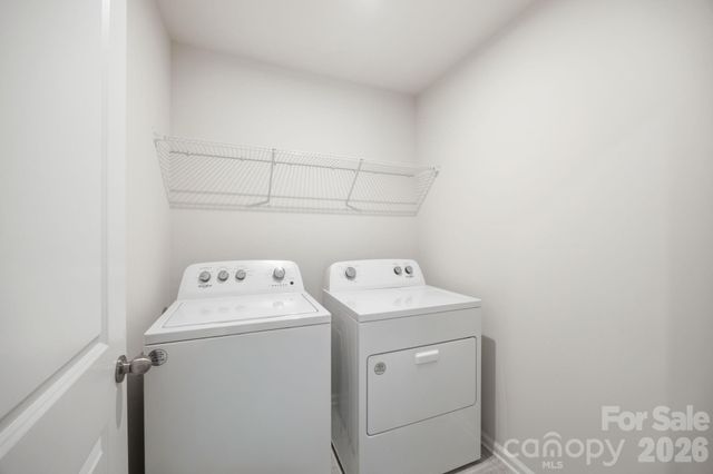 16716 Summers Walk Boulevard, Davidson, NC 28036