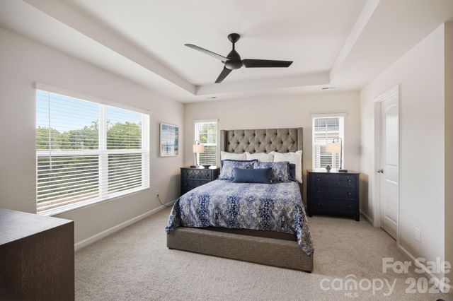 16716 Summers Walk Boulevard, Davidson, NC 28036