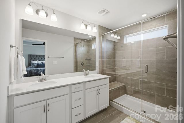 16716 Summers Walk Boulevard, Davidson, NC 28036