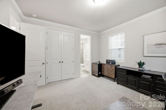 16716 Summers Walk Boulevard, Davidson, NC 28036