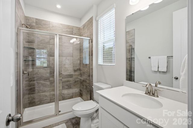 16716 Summers Walk Boulevard, Davidson, NC 28036