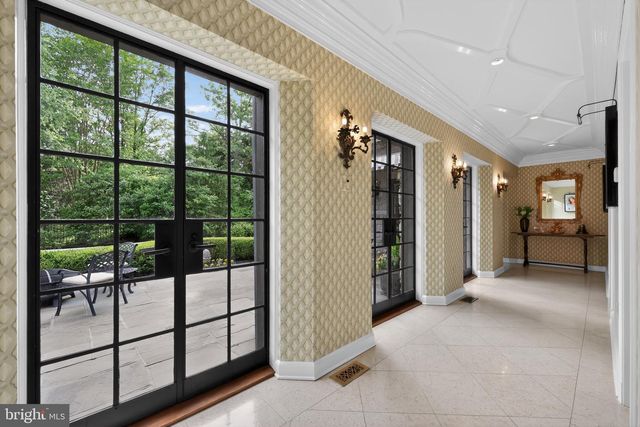 56 TUNBRIDGE RD, Haverford, PA 19041