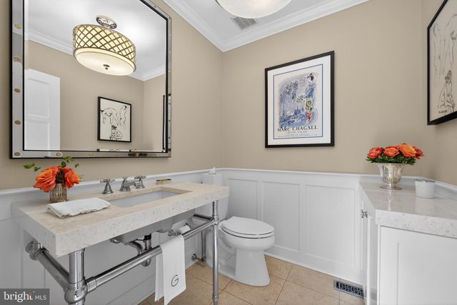 56 TUNBRIDGE RD, Haverford, PA 19041