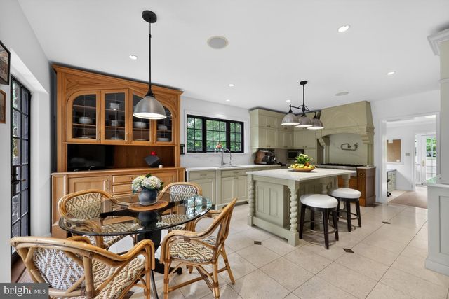 56 TUNBRIDGE RD, Haverford, PA 19041