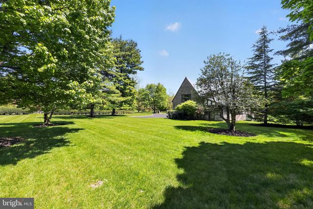 56 TUNBRIDGE RD, Haverford, PA 19041