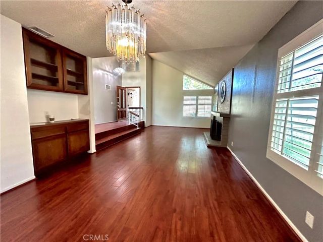 10 Bluff Point, Phillips Ranch, CA 91766