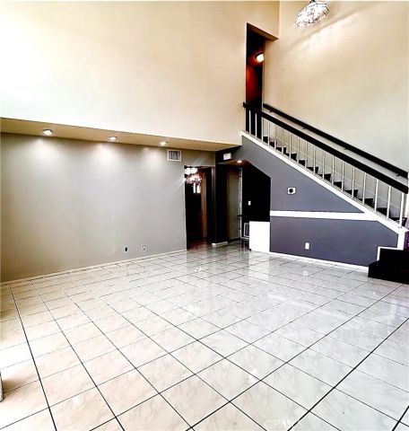 10 Bluff Point, Phillips Ranch, CA 91766