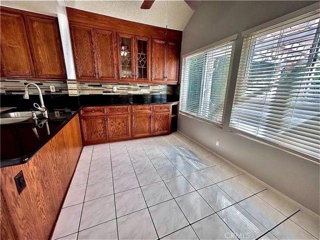 10 Bluff Point, Phillips Ranch, CA 91766