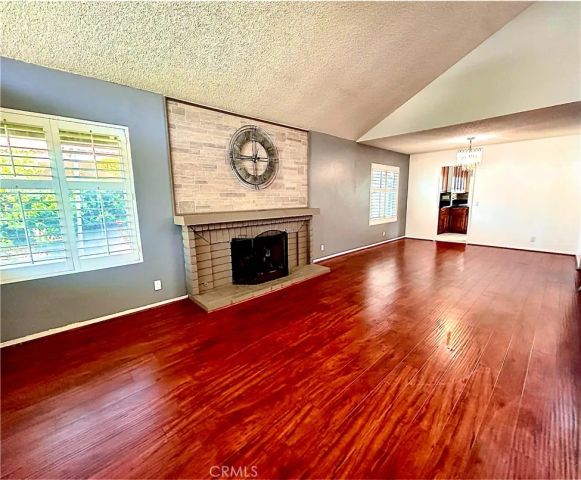 10 Bluff Point, Phillips Ranch, CA 91766