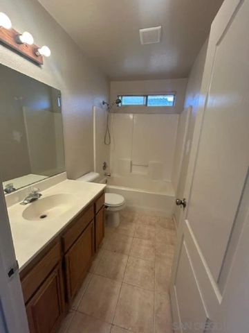 849 Elizabeth St, El Cajon, CA 92019