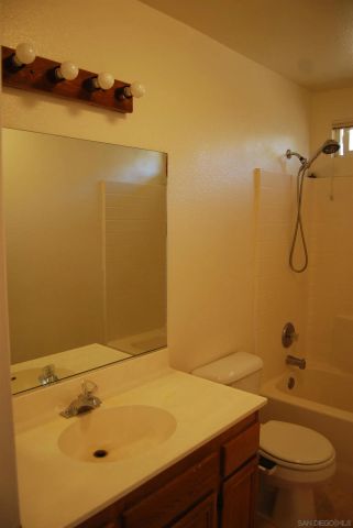 849 Elizabeth St, El Cajon, CA 92019