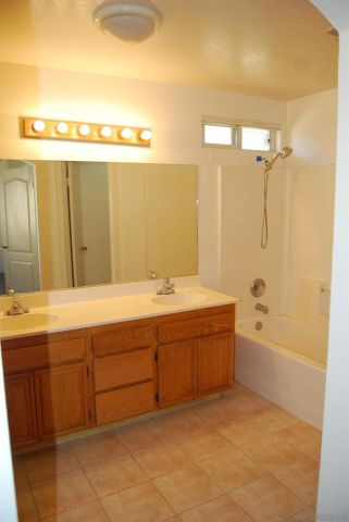 849 Elizabeth St, El Cajon, CA 92019
