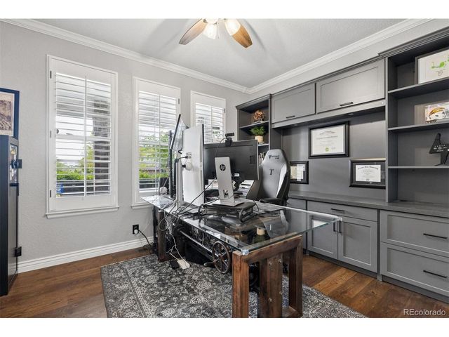 6143 S Newark Way, Englewood, CO 80111