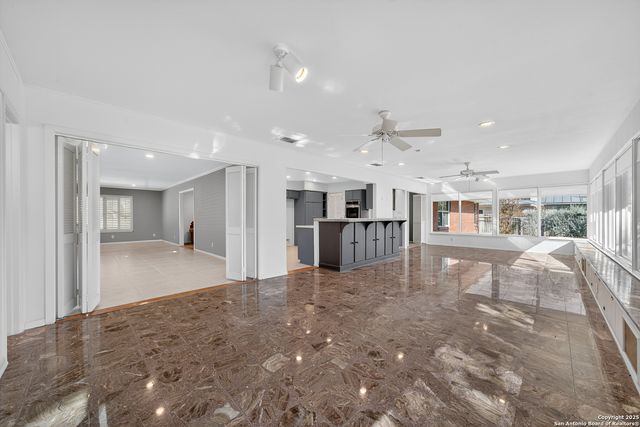 120 Herweck, Castle Hills, TX 78213