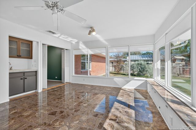 120 Herweck, Castle Hills, TX 78213