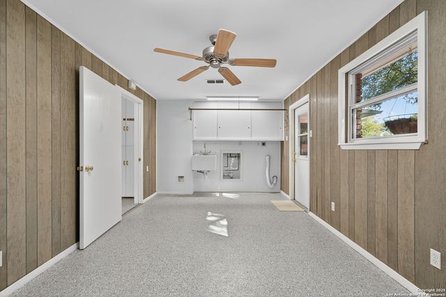 120 Herweck, Castle Hills, TX 78213