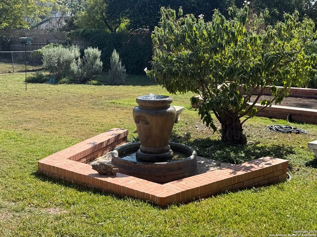 120 Herweck, Castle Hills, TX 78213