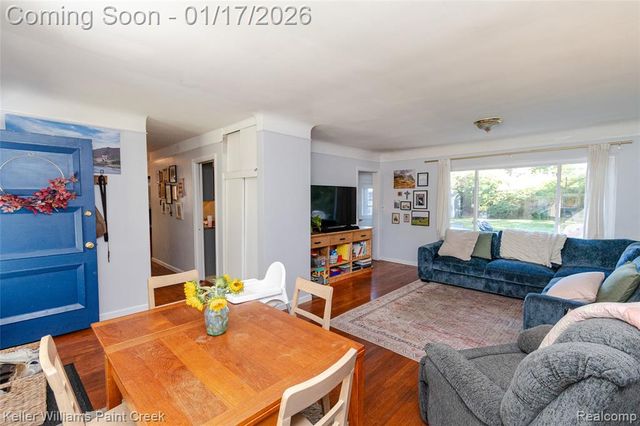 24070 Rosewood Street, Oak Park, MI 48237