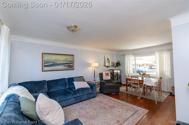 24070 Rosewood Street, Oak Park, MI 48237