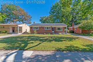 24070 Rosewood Street, Oak Park, MI 48237