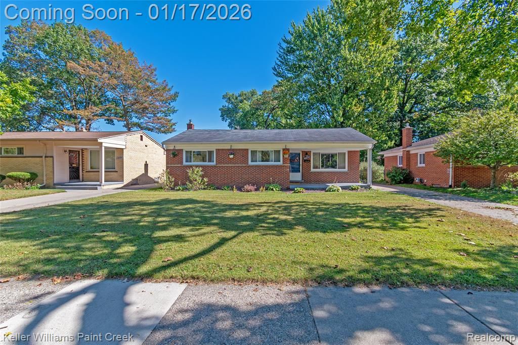 24070 Rosewood Street, Oak Park, MI 48237