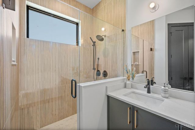 3771 Miami Run, Mariemont, OH 45227