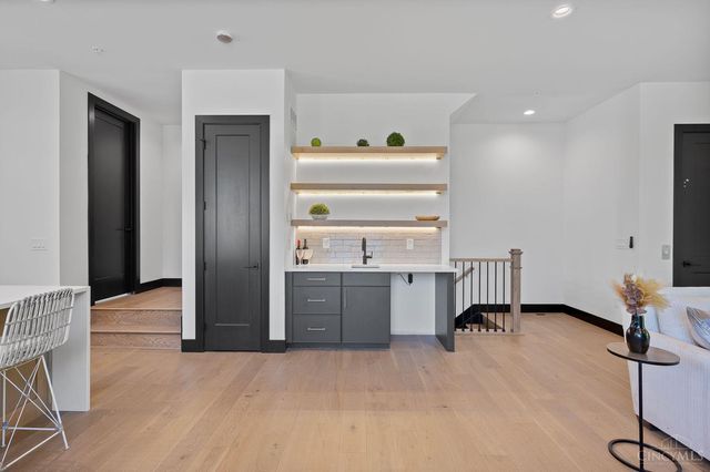 3771 Miami Run, Mariemont, OH 45227