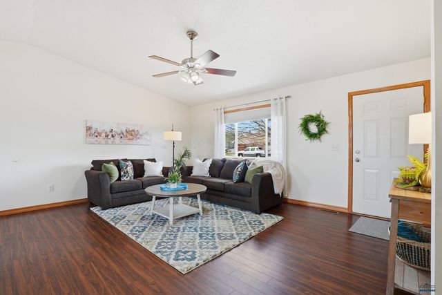 2102 OAK AVE, Rapid City, SD 57701