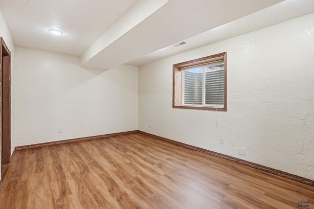 2102 OAK AVE, Rapid City, SD 57701
