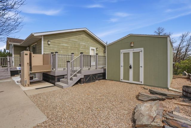 2102 OAK AVE, Rapid City, SD 57701