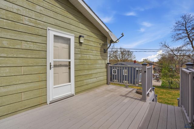 2102 OAK AVE, Rapid City, SD 57701