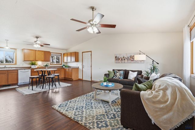 2102 OAK AVE, Rapid City, SD 57701