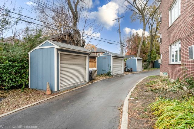 7210 Oak Avenue 4SW, River Forest, IL 60305