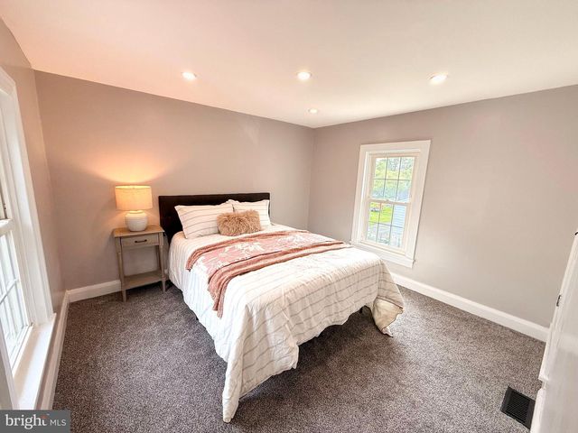 89 RACE ST, Bechtelsville, PA 19505