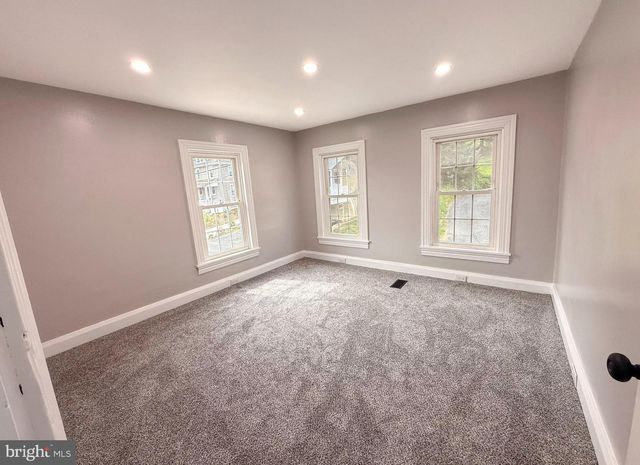 89 RACE ST, Bechtelsville, PA 19505